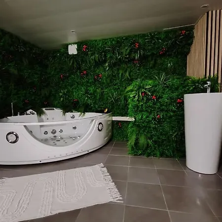 L'eden, Maison Atypique Holiday home