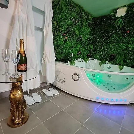 L'eden, Maison Atypique Holiday home *